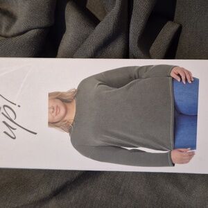 XXL: UP! 💚Tencel Mock Neck Sweater
